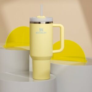 ✨Stanley 40oz Adventure Quencher 
    Tumbler with Boot & Straw Set✨